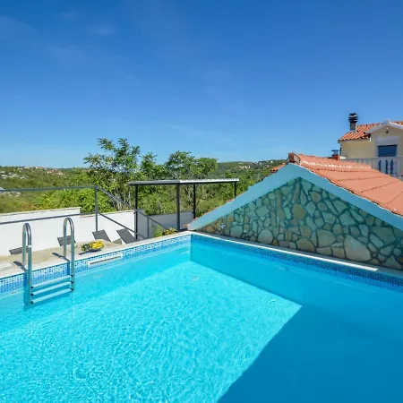 Aurora By Interhome *