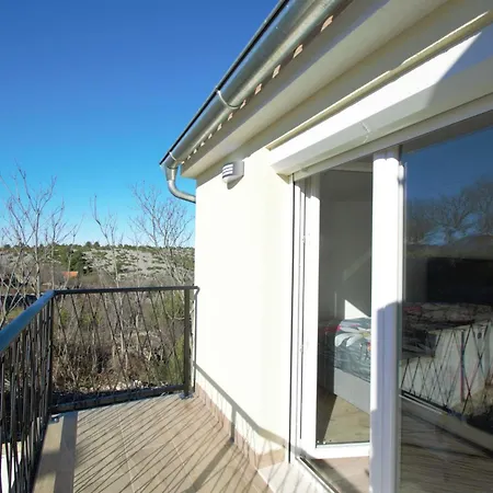 Vakantiehuis Aurora By Interhome *