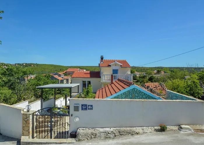 Aurora By Interhome Skradin