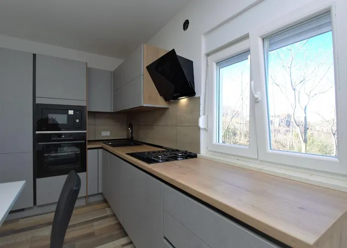 Aurora By Interhome *