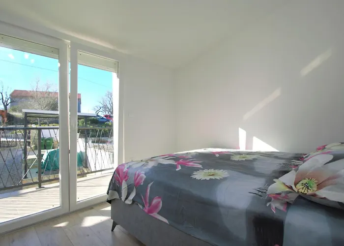 Ferienhaus Aurora By Interhome *